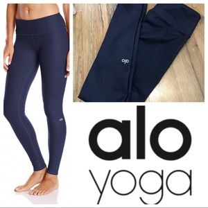 Alo yoga airbrush full length navy blue pants